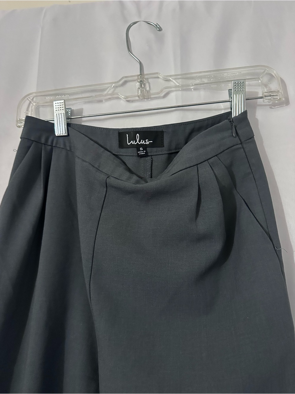 Lulu's Charcoal Straight-Leg Tailored Trousers - Picture 2 of 3